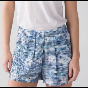 Lululemon size 6 shorts